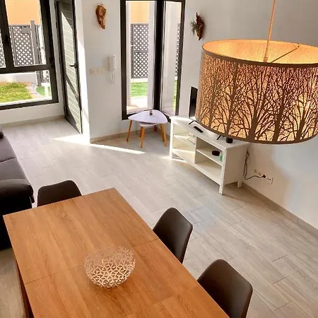 Casetas De Mateu * Torres del Obispo