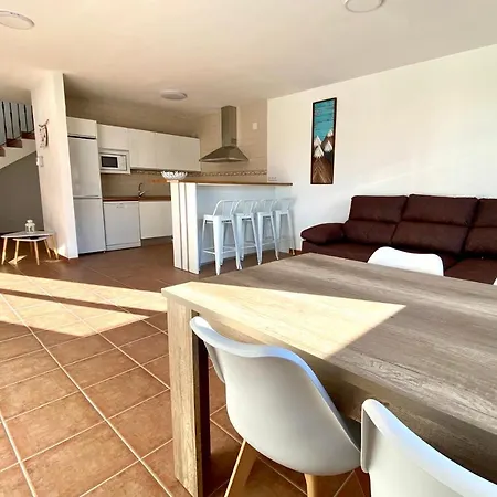 Casetas De Mateu * Torres del Obispo